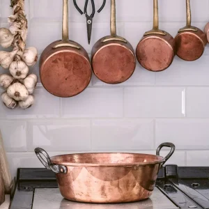 توجه به ویژگی های ظاهری